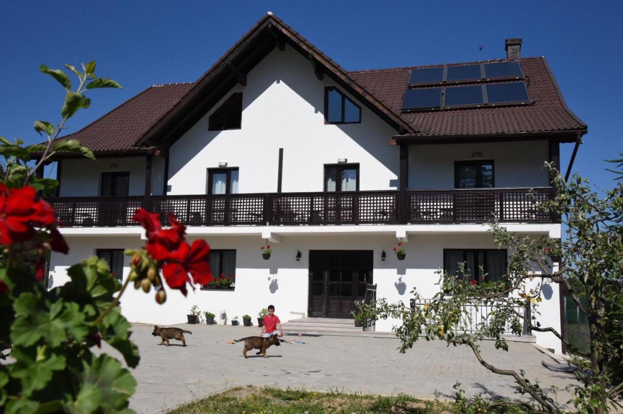 Casa Poienarilor Hotell Sîmbăta de Sus Eksteriør bilde