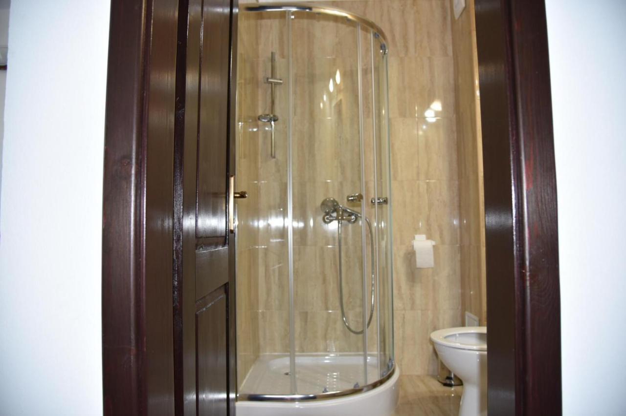 Casa Poienarilor Hotell Sîmbăta de Sus Eksteriør bilde