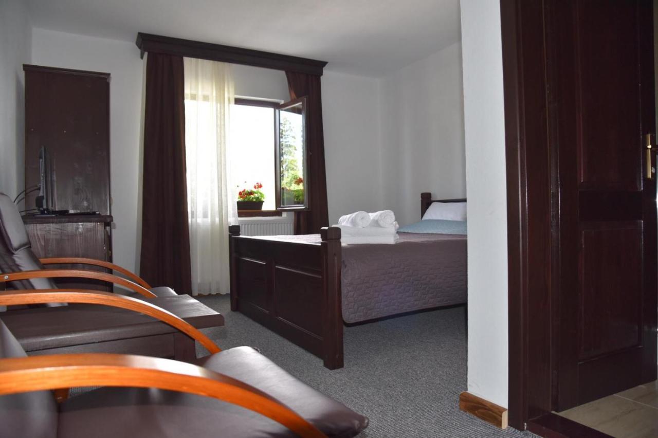 Casa Poienarilor Hotell Sîmbăta de Sus Eksteriør bilde